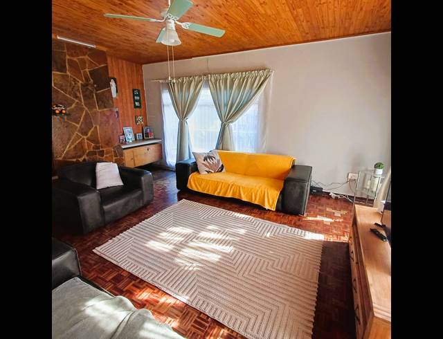 3 BEDROOM HOUSE FOR SALE IN ROTHDENE